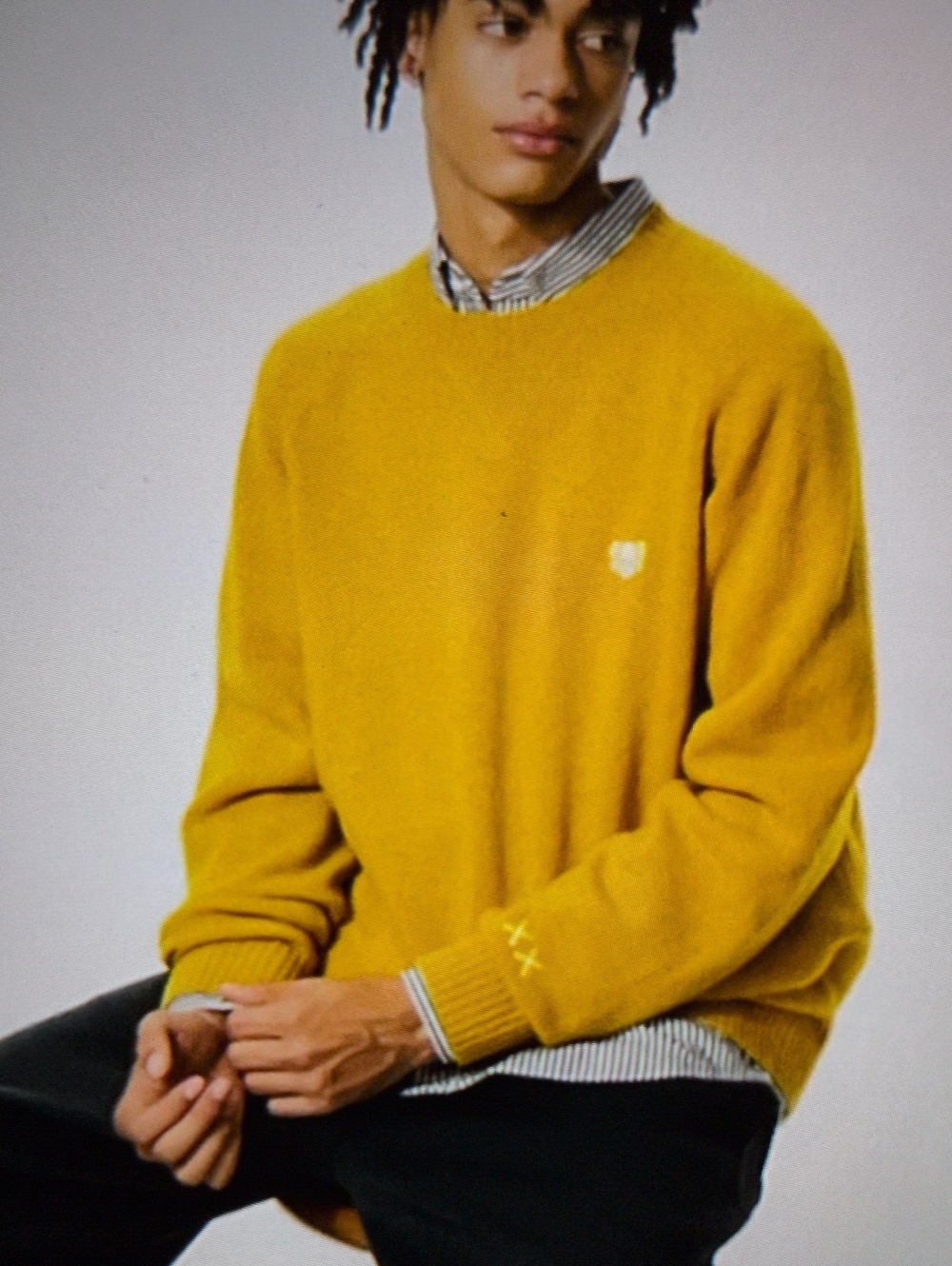 Uniqlo X Kaws Lambswool Colab Sweater